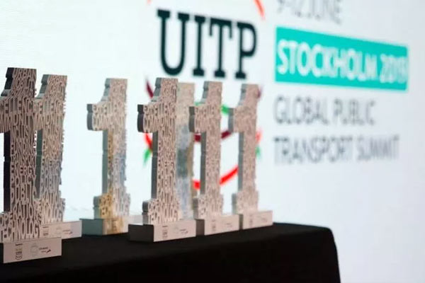Stockholm'de Yapılan UITP Summit 2019'da Recep Tokat'a Toplu Taşıma Entegrasyonu Ödülü